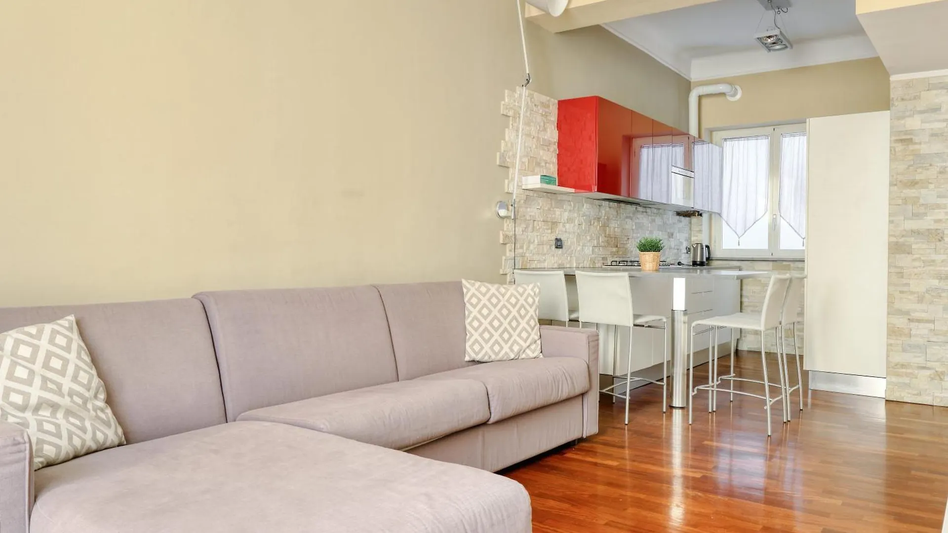 Joivy Inviting 1Br Flat Near Citylife District Milan 0*,  Italy